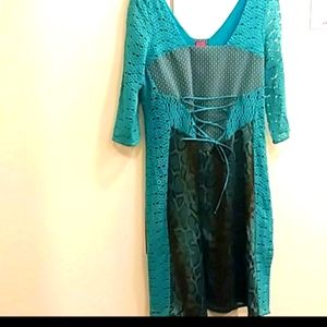 Save the Queen dress in unique design